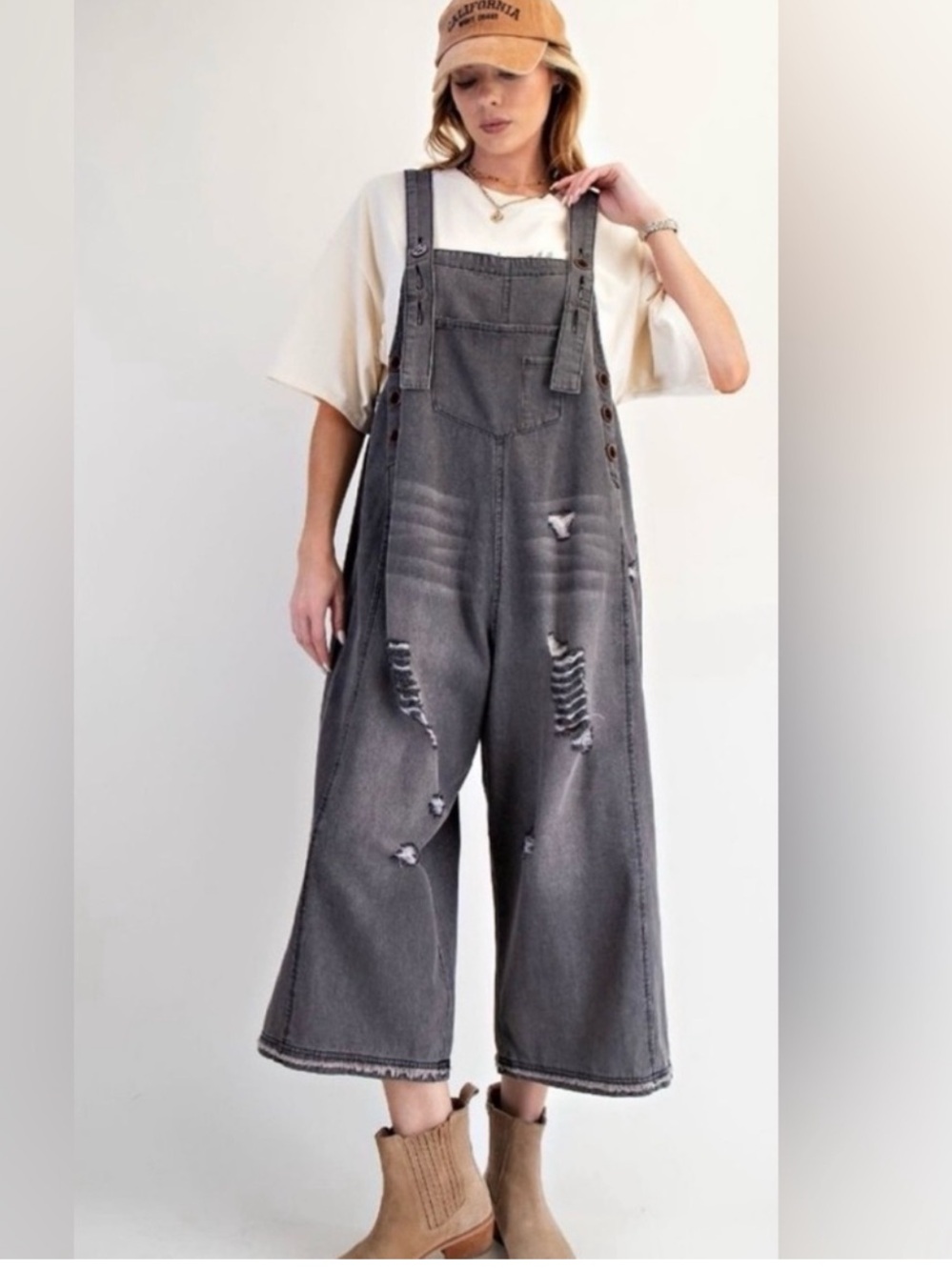 NWT: Easel Distressed Black Vintage Wash Oversized Denim Jumper Overalls•Small - Picture 2 of 6